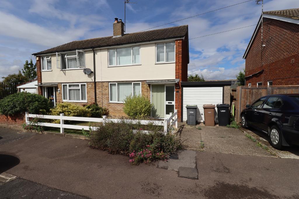 Estate and Letting Agents in Luton Property Particulars Indigo