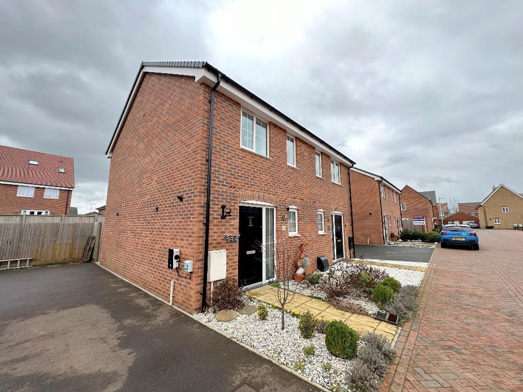 Estate and Letting Agents in Luton Property Particulars Indigo