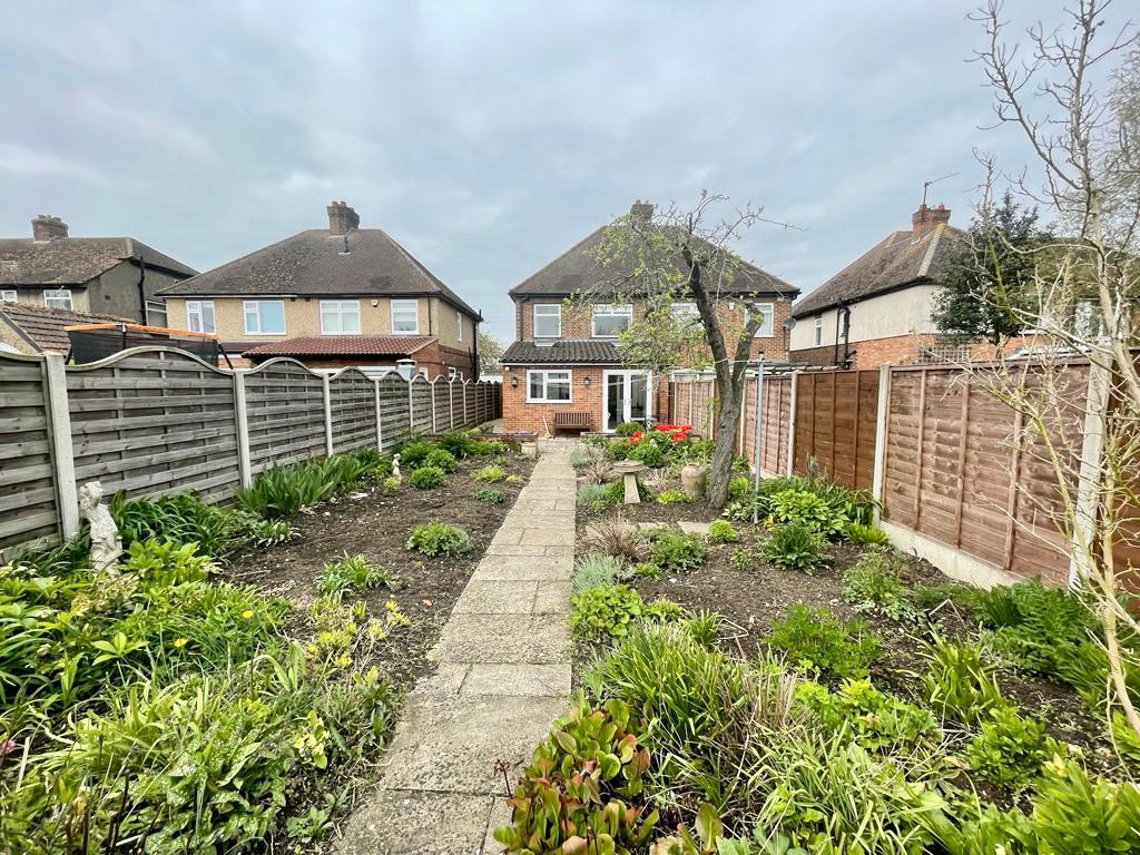 Estate and Letting Agents in Luton Property Particulars Indigo