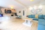 Additional Photo of Horsham Close, Stopsley, Luton, Bedfordshire, LU2 8JH