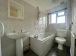 Additional Photo of Sundon Park Parade, Sundon Park, Luton, Bedfordshire, LU3 3BH