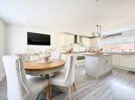 Additional Photo of Gatehill Gardens, Barton Hills, Luton, Bedfordshire, LU3 4EZ