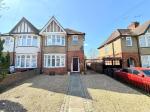 Wychwood Avenue, Old Bedford Road Area, Luton, Bedfordshire, LU2 7HT