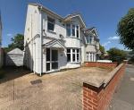 Photo of 3 bedroom Semi Detached House, �325,000